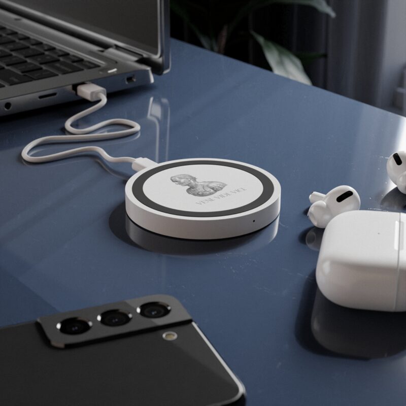 Veni Vidi Vici | Julius Caesar Wireless Charging Pad - Image 4